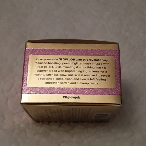 Too Faced Glow Job Face Mask - Picture 5 of 5